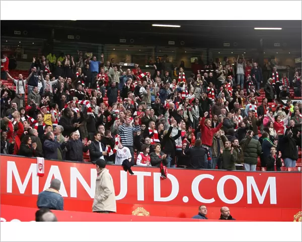 Arsenal Fans 25-Minute Standing Ovation: Manchester United 2-1