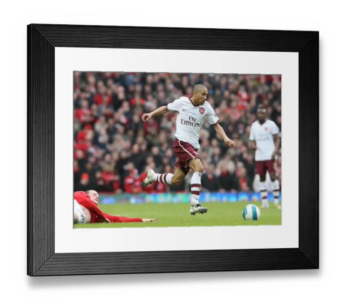 Framed Print : Gael Clichy (Arsenal) Wayne Rooney (Manchester United) Framed Print : Gael Clichy (Arsenal) Wayne Rooney (Manchester United)