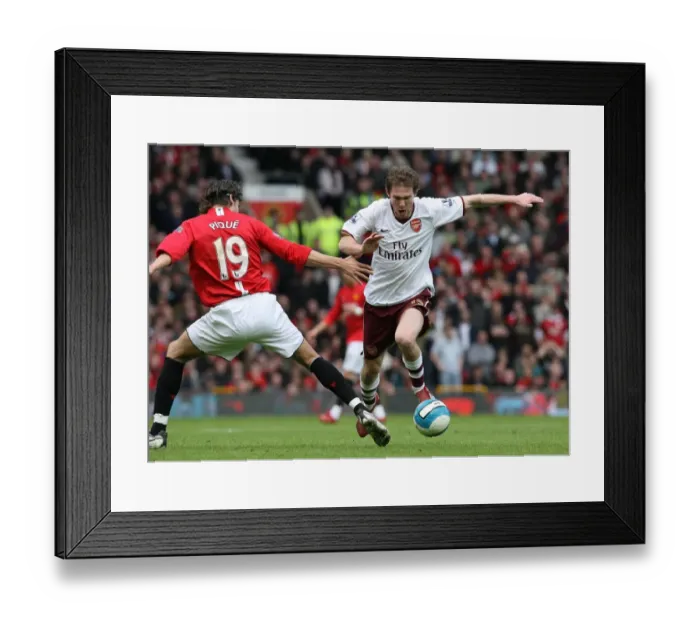 Framed Print : Clash of Stars: Hleb vs. Pique in Manchester United vs. Arsenal, 2:1