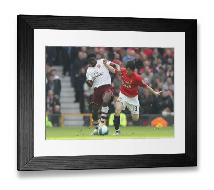 Framed Print : Clash of Titans: Kolo Toure vs Ji-Sung Park in Manchester United's 2:1 Victory over Arsenal, 2008 Framed Print : Clash of Titans: Kolo Toure vs Ji-Sung Park in Manchester United's 2:1 Victory over Arsenal, 2008