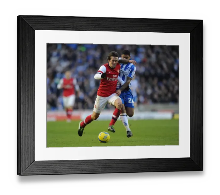 Framed Print : Tomas Rosicky Outmaneuvers Liam Bridcutt: FA Cup Showdown Framed Print : Tomas Rosicky Outmaneuvers Liam Bridcutt: FA Cup Showdown