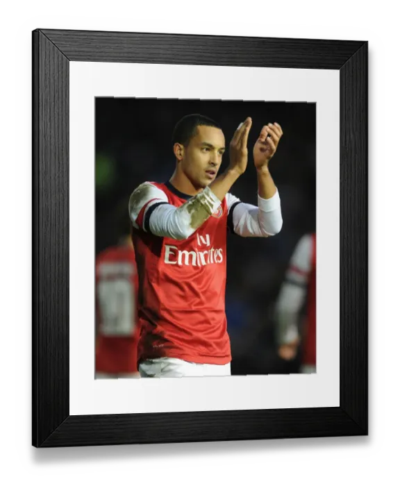 Framed Print : Theo Walcott Celebrates with Arsenal Fans after FA Cup Win over Brighton & Hove Albion