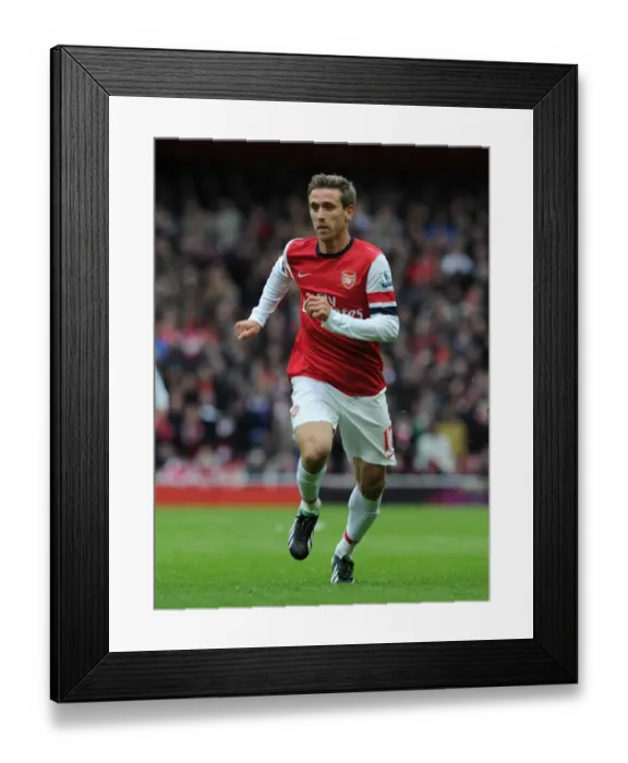 Framed Print : Nacho Monreal in Action: Arsenal vs Stoke City, Premier League 2012-13