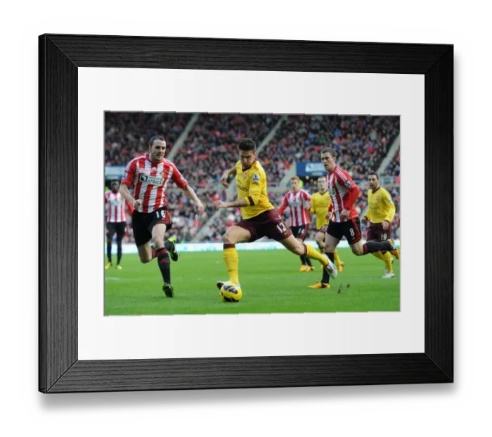 Framed Print : Giroud's Tight Squeeze: Arsenal vs. Sunderland, Premier League (2012-13)