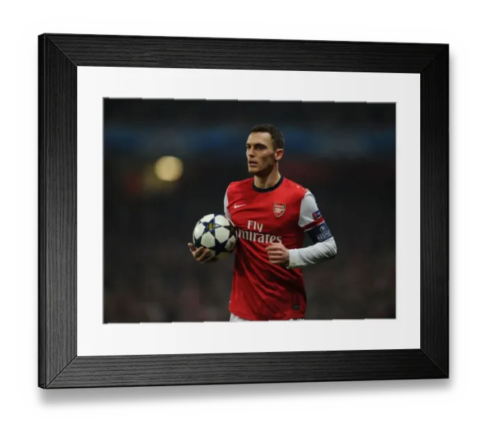 Framed Print : Thomas Vermaelen: Arsenal's Defensive Wall Against Bayern Munich in the 2012-13 Champions League