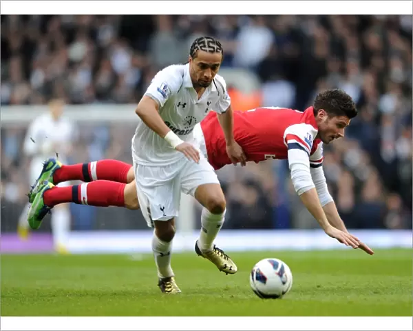 Olivier Giroud (Arsenal) Benoit Assou-Ekotto (Tottenham). Tottenham Hotspur 2: 1 Arsenal