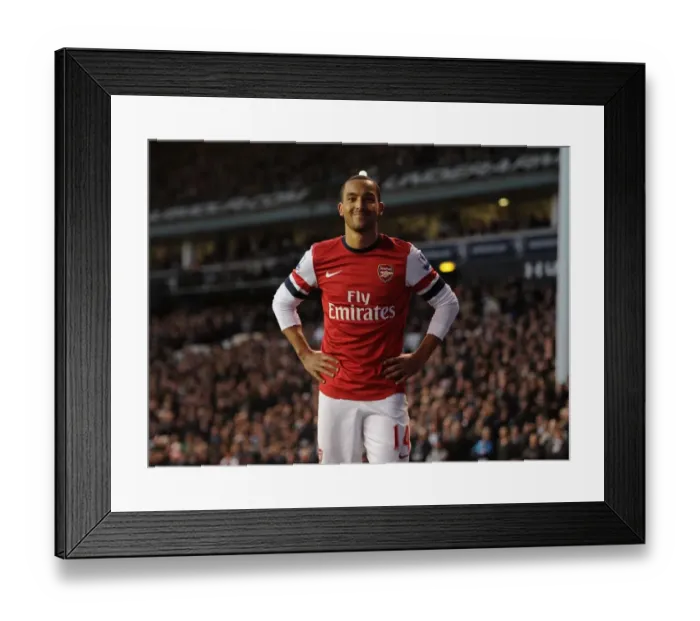 Framed Print : Theo Walcott Faces Off: Tottenham Hotspur vs. Arsenal, Premier League 2012-13 Framed Print : Theo Walcott Faces Off: Tottenham Hotspur vs. Arsenal, Premier League 2012-13