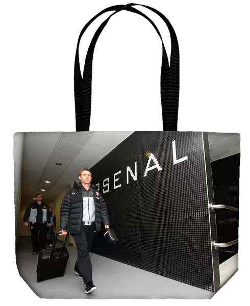 Nacho Monreal (Arsenal) in the changinroom. Arsenal 2: 1 Aston Villa. Barclays Premier League