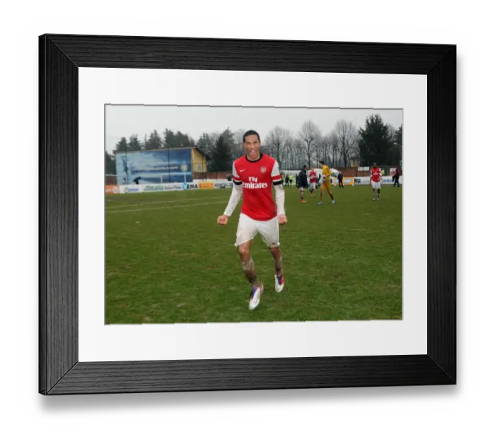 Framed Print : Isaac Hayden (Arsenal) celebrates after the match. Inter Milan U19 0: 1 Arsenal U19