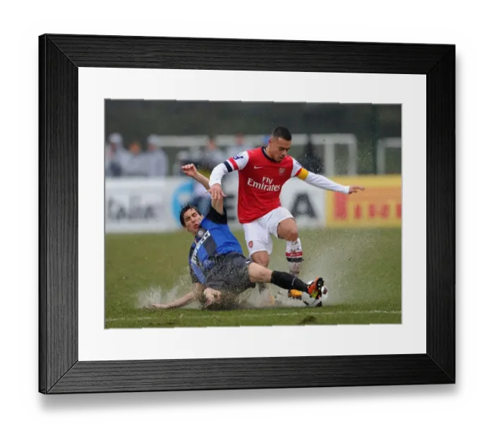 Framed Print : Clash of the U19 Stars: Nico Yennaris vs. Belloni Framed Print : Clash of the U19 Stars: Nico Yennaris vs. Belloni