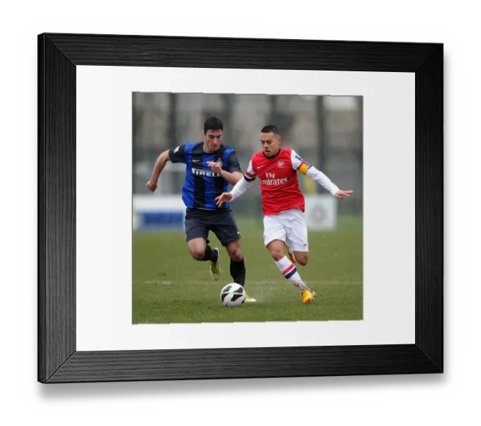 Framed Print : Nico Yennaris vs. Colombi: Clash of the NextGen Series U19 Stars - Inter Milan vs. Arsenal Framed Print : Nico Yennaris vs. Colombi: Clash of the NextGen Series U19 Stars - Inter Milan vs. Arsenal