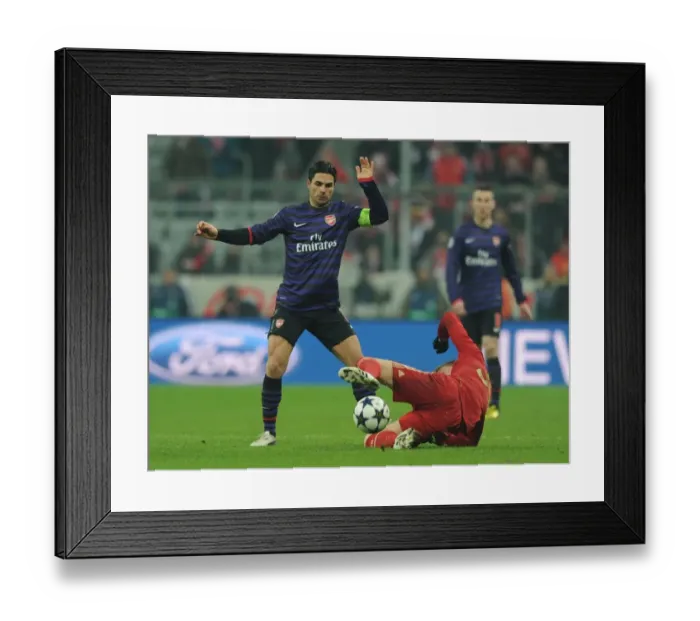 Framed Print : Mikel Arteta vs Toni Kroos: Battle in the UEFA Champions League - Bayern Munich vs Arsenal FC (2012-13) Framed Print : Mikel Arteta vs Toni Kroos: Battle in the UEFA Champions League - Bayern Munich vs Arsenal FC (2012-13)