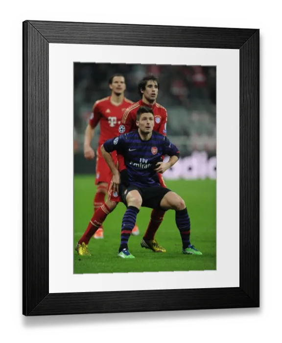 Framed Print : Clash of Titans: Olivier Giroud vs Javi Martinez - Bayern Munich vs Arsenal, UEFA Champions League 2013 Framed Print : Clash of Titans: Olivier Giroud vs Javi Martinez - Bayern Munich vs Arsenal, UEFA Champions League 2013