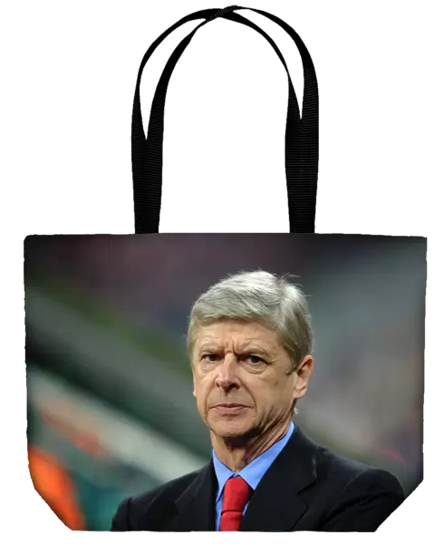 Arsene Wenger the Arsenal Manager. Bayern Munich 0: 2 Arsenal. UEFA Champions League