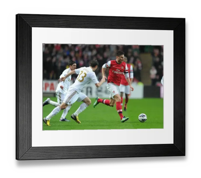 Framed Print : Giroud Outmaneuvers Davies: Swansea vs Arsenal, Premier League 2012-13 Framed Print : Giroud Outmaneuvers Davies: Swansea vs Arsenal, Premier League 2012-13