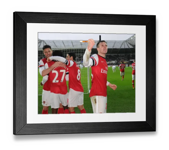 Framed Print : Carl Jenkinson: Arsenal's Exultant Moment as Gervinho Scores the Second Goal vs Swansea City, Premier League 2012-13