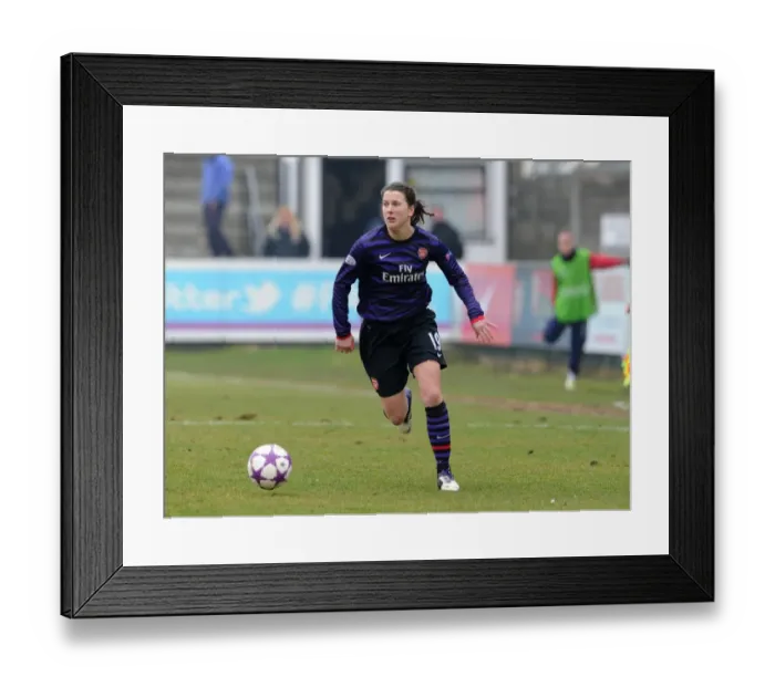 Framed Print : Niamh Fahey (Arsenal Ladies). Arsenal Ladies 3: 1 ASD Torres. Womens UEFA Cup. 1  /  4 Final, 1st Leg