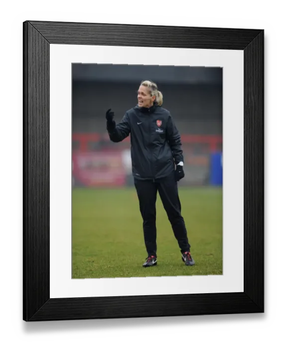 Framed Print : Shelley Kerr the Arsenal Ladies Manager. Arsenal Ladies 3: 1 ASD Torres. Womens UEFA Cup Framed Print : Shelley Kerr the Arsenal Ladies Manager. Arsenal Ladies 3: 1 ASD Torres. Womens UEFA Cup