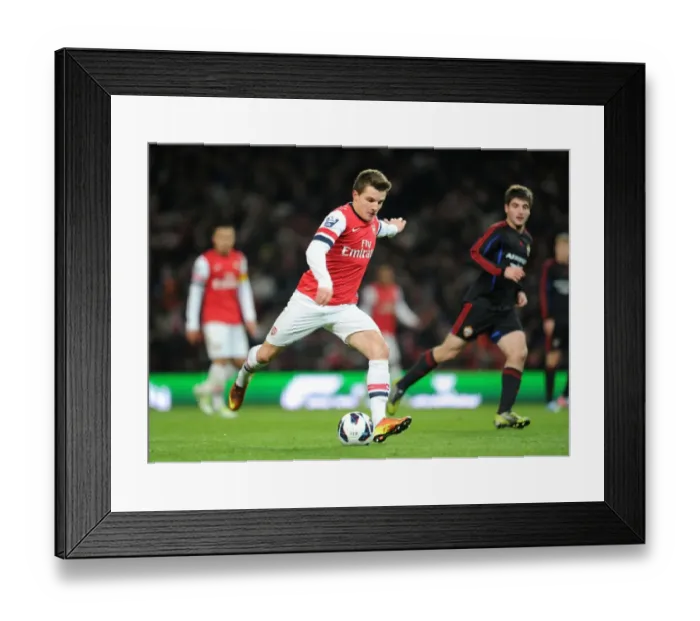 Framed Print : Thomas Eisfeld in Action: Arsenal U19 vs CSKA Moscow U19, NextGen Series Quarterfinal