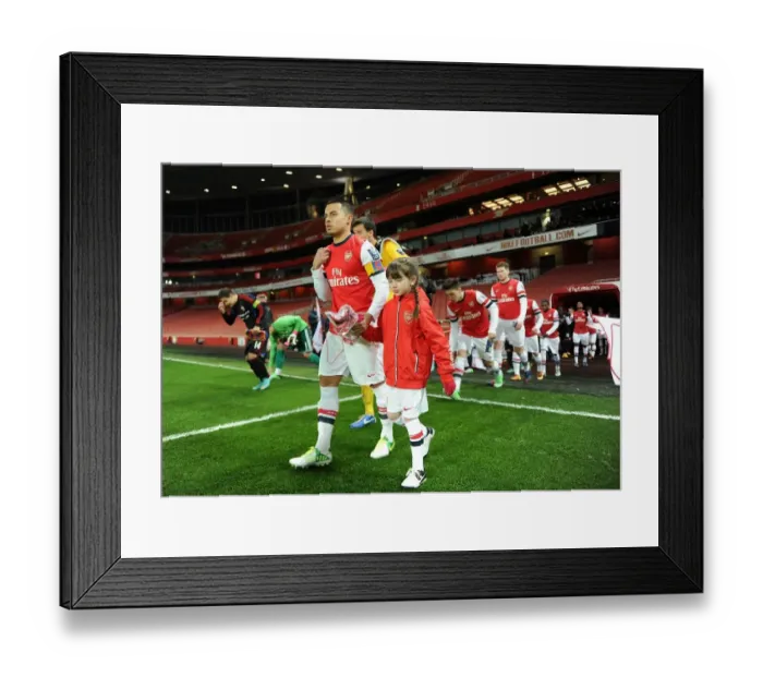 Framed Print : Nico Yennaris (Arsenal) with the mascot. Arsenal U19 1: 0 CSKA Moscow U19. NextGen Series