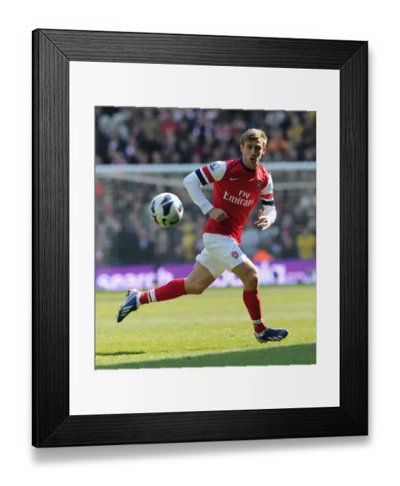 Framed Print : Nacho Monreal in Action: West Bromwich Albion vs. Arsenal, Premier League 2012-13 Framed Print : Nacho Monreal in Action: West Bromwich Albion vs. Arsenal, Premier League 2012-13