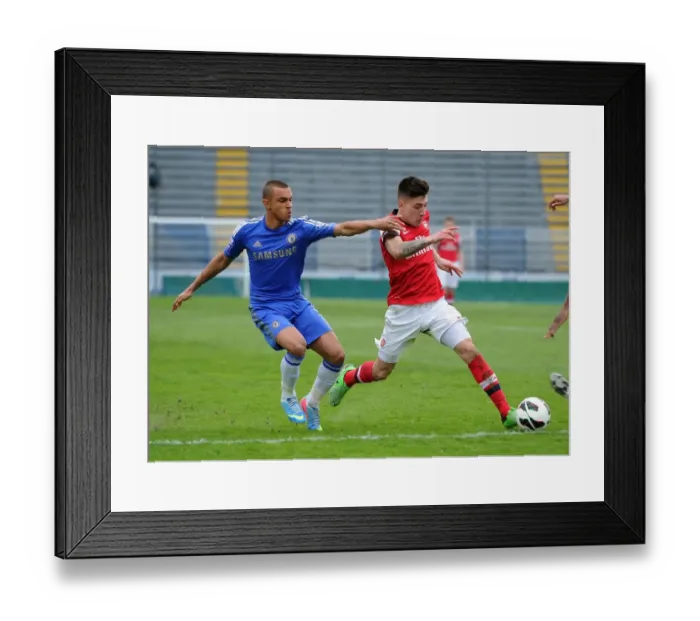 Framed Print : Arsenal's Hector Bellerin Faces Off Against Chelsea's Conor Hunter in NextGen Series Semi-Final Showdown
