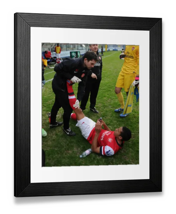 Framed Print : Isaac Hayden (Arsenal) and Alastair Thrush. Arsenal 3: 4 Chelsea. NextGen Series 1 / 2 Final Framed Print : Isaac Hayden (Arsenal) and Alastair Thrush. Arsenal 3: 4 Chelsea. NextGen Series 1 / 2 Final