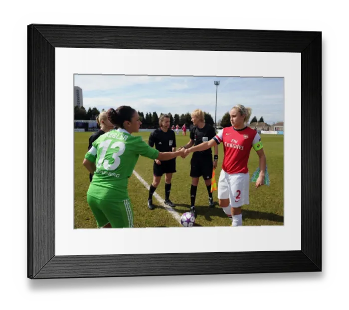 Framed Print : Arsenal's Steph Houghton and Nadine Kessler of VfL Wolfsburg Exchange Pre-Match Greetings in UEFA Women's Champions League Semi-Final