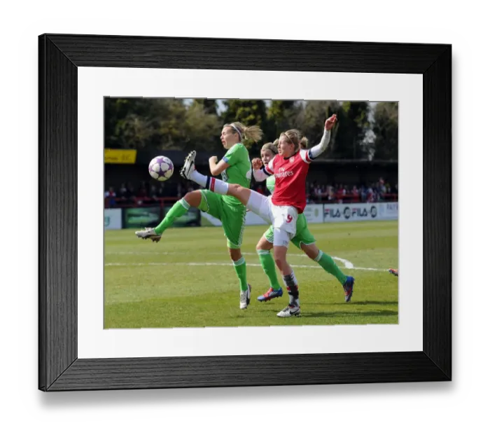 Framed Print : Arsenal Ladies vs. VfL Wolfsburg: Ellen White vs. Lena Goessling in the UEFA Women's Champions League Semi-Final