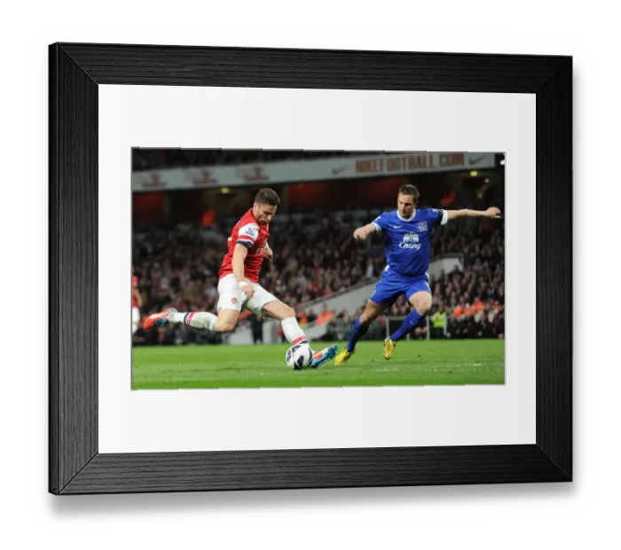 Framed Print : Olivier Giroud (Arsenal) Phil Jagielka (Everton). Arsenal 0: 0 Everton. Barclays Premier League