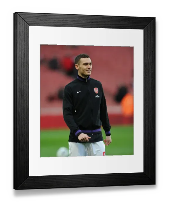 Framed Print : Thomas Vermaelen Gearing Up: Arsenal vs Everton, Premier League 2012-13
