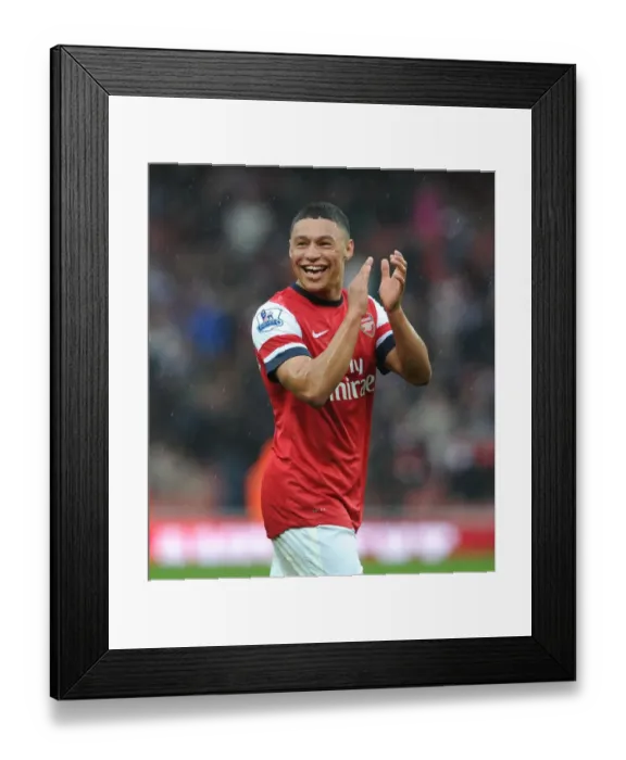 Framed Print : Alex Oxlade-Chamberlain: Arsenal's Determined Midfielder in Action against Norwich City (2012-13) Framed Print : Alex Oxlade-Chamberlain: Arsenal's Determined Midfielder in Action against Norwich City (2012-13)