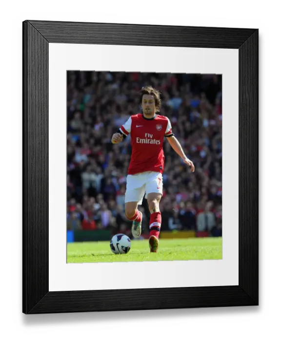 Framed Print : Tomas Rosicky in Action: Fulham vs Arsenal, Premier League 2012-13 Framed Print : Tomas Rosicky in Action: Fulham vs Arsenal, Premier League 2012-13