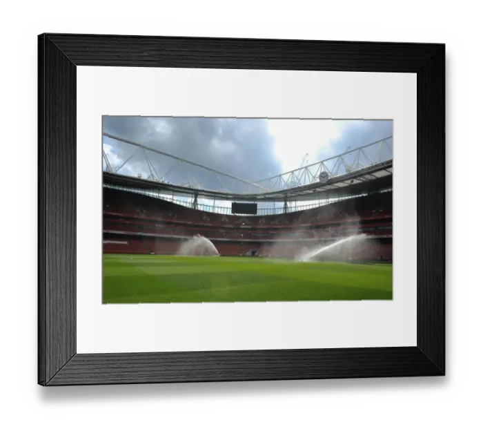 Framed Print : Pre-Match Atmosphere: Emirates Stadium (Arsenal vs. Reading, 2012-2013) Framed Print : Pre-Match Atmosphere: Emirates Stadium (Arsenal vs. Reading, 2012-2013)