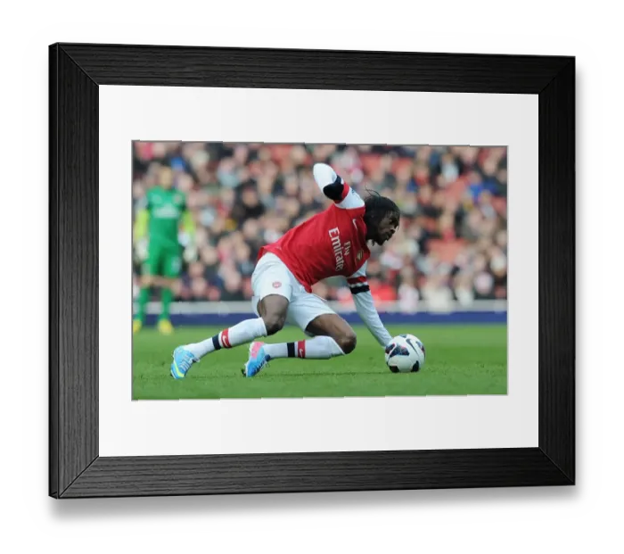 Framed Print : Gervinho in Action: Arsenal vs. Reading, Premier League 2012-13 Framed Print : Gervinho in Action: Arsenal vs. Reading, Premier League 2012-13