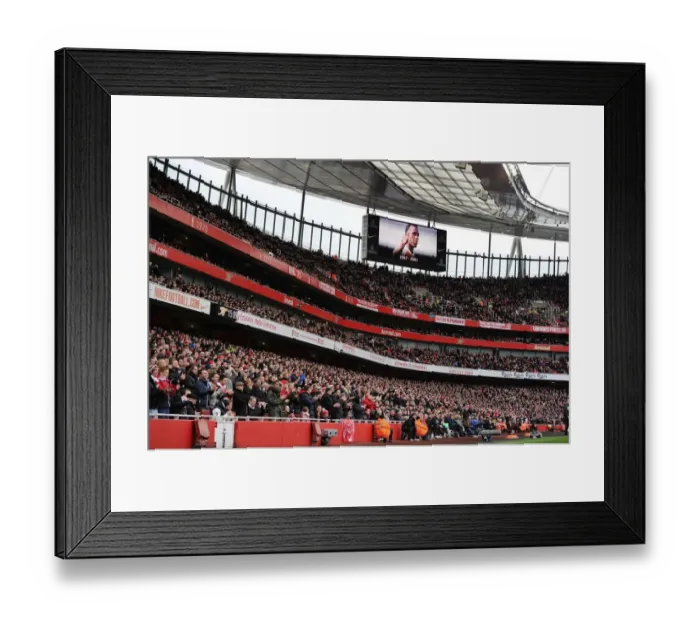 Framed Print : Arsenal Fans Pay Tribute to Late Legend David Rocastle During Match vs. Reading