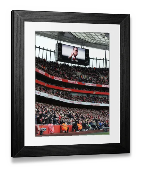 Framed Print : Arsenal Fans Honor Late Legend David Rocastle During Match vs. Reading