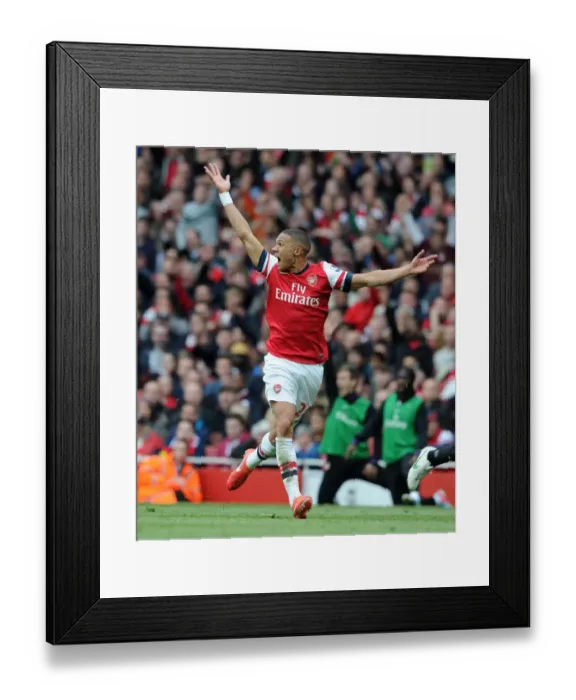 Framed Print : Arsenal vs Manchester United: Controversial Handball Call at Emirates Stadium (2013) Framed Print : Arsenal vs Manchester United: Controversial Handball Call at Emirates Stadium (2013)