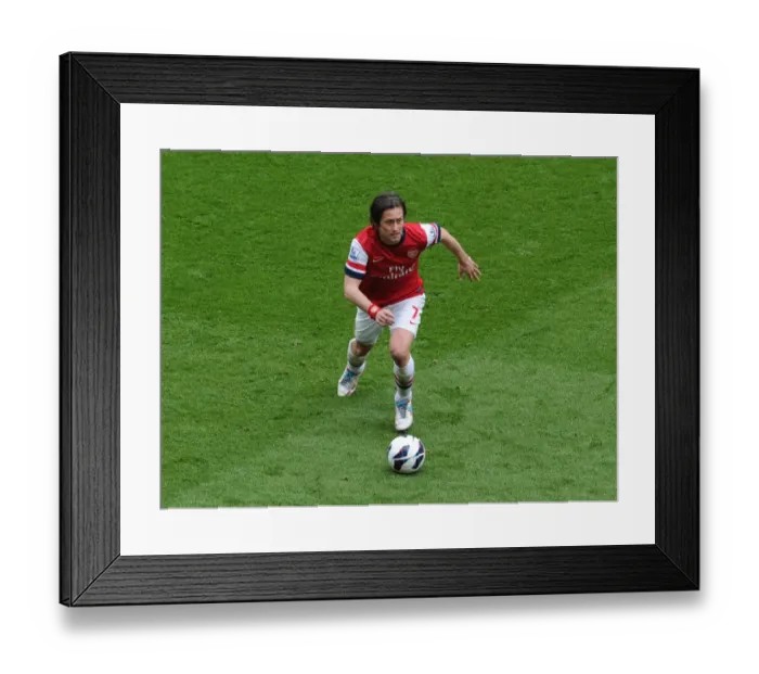 Framed Print : Arsenal's Tomas Rosicky in Action Against Manchester United (2013) Framed Print : Arsenal's Tomas Rosicky in Action Against Manchester United (2013)