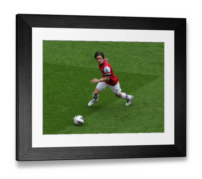 Framed Print : Determined Tomas Rosicky: Arsenal's Battle Against Manchester United (2013) Framed Print : Determined Tomas Rosicky: Arsenal's Battle Against Manchester United (2013)