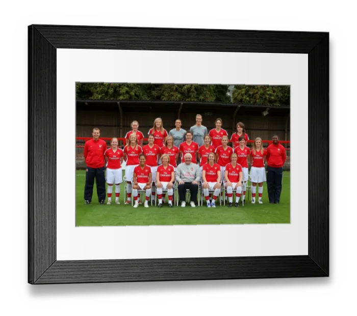 Framed Print : Arsenal Ladies. Arsenal Ladies 9: 0 PAOK Thessaloniki. UEFA Womens Champions League Framed Print : Arsenal Ladies. Arsenal Ladies 9: 0 PAOK Thessaloniki. UEFA Womens Champions League
