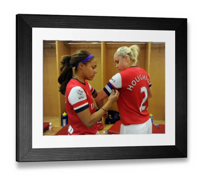 Framed Print : Arsenal's Alex Scott Hands Over Captain's Armband to Steph Houghton Before FA WSL Match