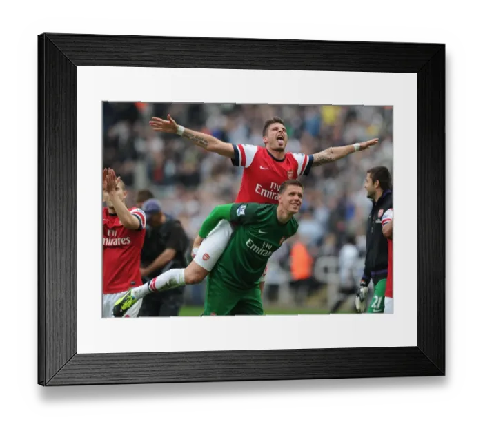 Framed Print : Celebrating Victory: Olivier Giroud and Wojciech Szczesny of Arsenal Framed Print : Celebrating Victory: Olivier Giroud and Wojciech Szczesny of Arsenal