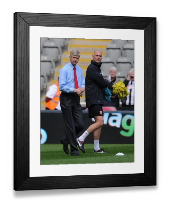 Framed Print : Arsene Wenger and Steve Bould: Pre-Match Huddle at St. James Park (Newcastle United vs. Arsenal, 2012-13) Framed Print : Arsene Wenger and Steve Bould: Pre-Match Huddle at St. James Park (Newcastle United vs. Arsenal, 2012-13)