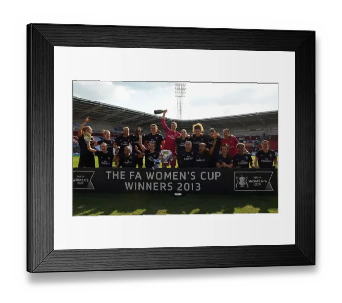 Framed Print : Arsenal Ladies Celebrate FA Women's Cup Victory