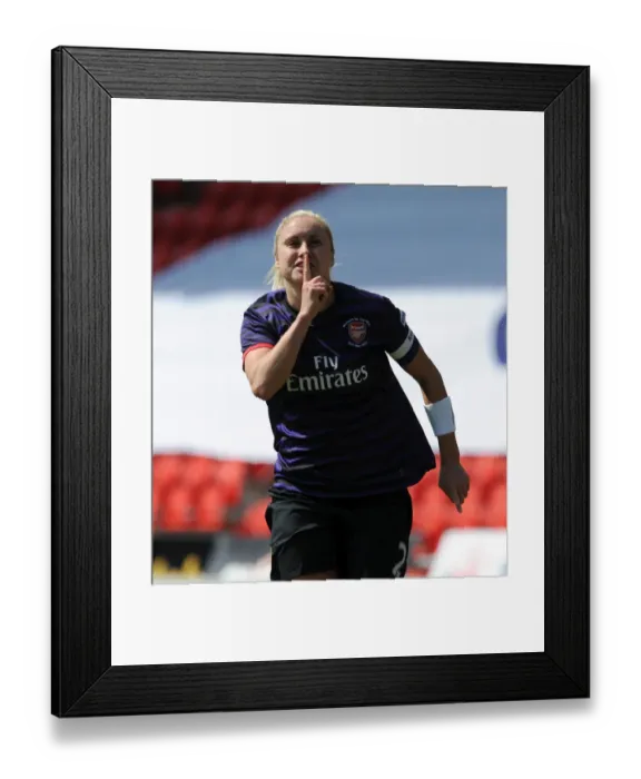 Framed Print : Steph Houghton Scores the FA Cup-Winning Goal for Arsenal Ladies