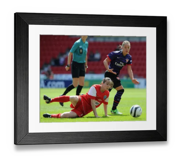 Framed Print : Battle of Stars: Nobbs vs. Pablos Sanchon - Arsenal vs. Bristol FA Cup Final Framed Print : Battle of Stars: Nobbs vs. Pablos Sanchon - Arsenal vs. Bristol FA Cup Final