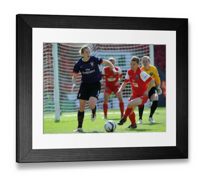 Framed Print : Arsenal's Ellen White Faces Off Against Bristol's Loren Dykes in FA Women's Cup Final Showdown Framed Print : Arsenal's Ellen White Faces Off Against Bristol's Loren Dykes in FA Women's Cup Final Showdown