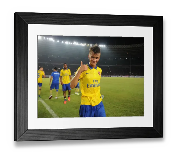 Framed Print : Arsenal's Kris Olsson Celebrates after Indonesia Dream Team Clash (2013-14) Framed Print : Arsenal's Kris Olsson Celebrates after Indonesia Dream Team Clash (2013-14)
