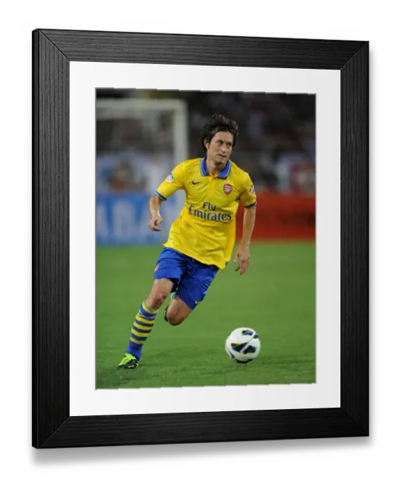 Framed Print : Arsenal's Tomas Rosicky in Action against Vietnam (2013-14) Framed Print : Arsenal's Tomas Rosicky in Action against Vietnam (2013-14)